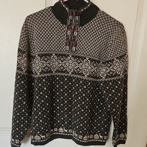 Womens Dark Grey  and White Patterned Sweater
